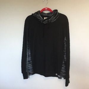 Long sleeve knit pullover